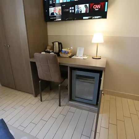 Suite 39 B&B-2
